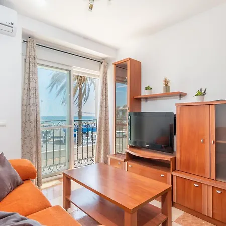 Renthas Pedregalejo Apartment Malaga