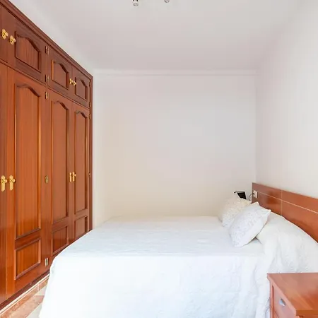 Renthas Pedregalejo Apartment Malaga